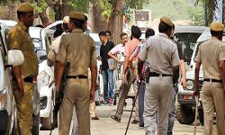 കള്ളുകുടിച്ച് തമ്മില്‍ തല്ലി: യുപിയില്‍ എട്ടു പോലിസുകാര്‍ക്ക് സസ്‌പെന്‍ഷന്‍