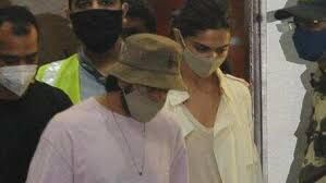 ബോളിവുഡ് ലഹരിമരുന്ന് കേസ്: ദീപിക പദുകോണ് അടക്കം മൂന്ന് താരങ്ങളെ ഇന്ന് ചോദ്യം ചെയ്യും ബോളിവുഡ് ലഹരിമരുന്ന് കേസ്: ദീപിക പദുകോണ് അടക്കം മൂന്ന് താരങ്ങളെ ഇന്ന് ചോദ്യം ചെയ്യും