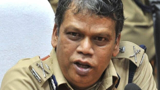 സൈബർ കുറ്റകൃത്യങ്ങൾ ഉൾപ്പെടുത്തി പോലിസ് ആക്ടിൽ ഭേദഗതി വരുത്തണം; ശിപാർശയുമായി ഡിജിപി സൈബർ കുറ്റകൃത്യങ്ങൾ ഉൾപ്പെടുത്തി പോലിസ് ആക്ടിൽ ഭേദഗതി വരുത്തണം; ശിപാർശയുമായി ഡിജിപി