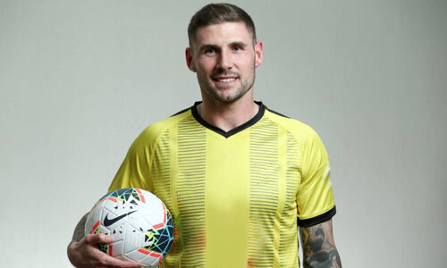 ഇംഗ്ലീഷ് പ്രീമിയര്‍ ലീഗ് മുന്‍ സ്ട്രൈക്കര്‍ ഗാരി ഹൂപ്പര്‍ കേരള ബ്ലാസ്റ്റേഴ്സില്‍