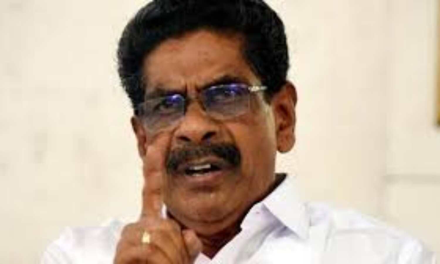 സ്വപ്നയുടെ നിയമനം മുഖ്യമന്ത്രി അറിഞ്ഞുതന്നെ: മുല്ലപ്പള്ളി സ്വപ്നയുടെ നിയമനം മുഖ്യമന്ത്രി അറിഞ്ഞുതന്നെ: മുല്ലപ്പള്ളി