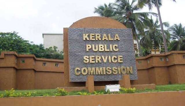 ഒഴിവുകള് ഉടന് പി എസ് സിയെ അറിയിക്കണമെന്ന് വകുപ്പുകള്ക്ക് നിര്ദേശം ഒഴിവുകള് ഉടന് പി എസ് സിയെ അറിയിക്കണമെന്ന് വകുപ്പുകള്ക്ക് നിര്ദേശം