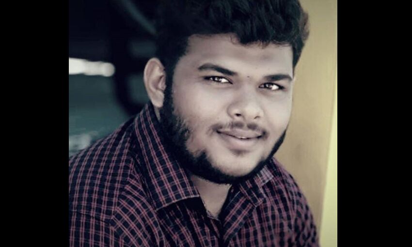 കാറും ബൈക്കും കൂട്ടിയിടിച്ച് യുവാവ് മരിച്ചു കാറും ബൈക്കും കൂട്ടിയിടിച്ച് യുവാവ് മരിച്ചു