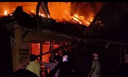 ഓച്ചിറ വയനകം ചന്തയില്‍ വന്‍ തീപ്പിടിത്തം; കടകള്‍ കത്തിനശിച്ചു