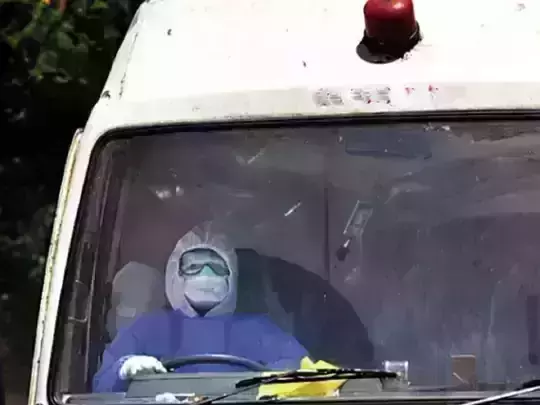 കൊവിഡ് ബാധിച്ച ഗര്‍ഭിണിയെ ബന്ധുക്കള്‍ തട്ടിക്കൊണ്ടു പോയി