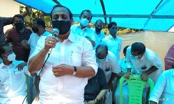 കെ റെയിലിനെതിരേ പ്രതിഷേധം