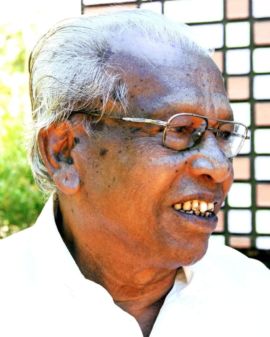 എഐടിയുസി മുന് നേതാവ് വി പി അറുമുഖന്റെ സംസ്ക്കാരം നടത്തി എഐടിയുസി മുന് നേതാവ് വി പി അറുമുഖന്റെ സംസ്ക്കാരം നടത്തി