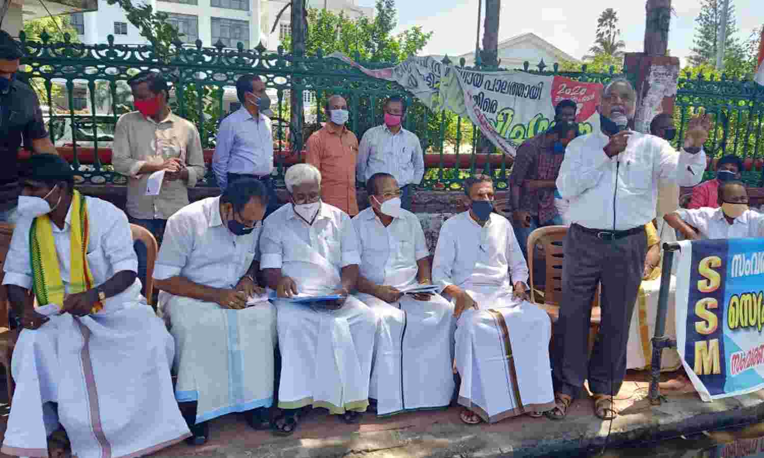 മുന്നോക്ക ജാതി സംവരണത്തിനുള്ള മന്ത്രിസഭ തീരുമാനം: പിന്നാക്ക, ദലിത് ഉന്മൂലന അജണ്ട- മെക്ക മുന്നോക്ക ജാതി സംവരണത്തിനുള്ള മന്ത്രിസഭ തീരുമാനം: പിന്നാക്ക, ദലിത് ഉന്മൂലന അജണ്ട- മെക്ക