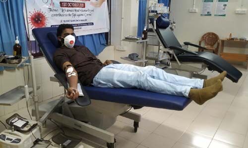 പ്ലാസ്മ ദാനംചെയ്ത് മാതൃകയായി കൊവിഡ് മുക്തരായ പരപ്പനങ്ങാടിയിലെ എക്സൈസ് ഉദ്യോഗസ്ഥര്‍