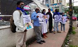 ഭീം ആർമി ഏഴ് ജില്ലകളിൽ നിൽപ്പ് സമരം സംഘടിപ്പിച്ചു ഭീം ആർമി ഏഴ് ജില്ലകളിൽ നിൽപ്പ് സമരം സംഘടിപ്പിച്ചു