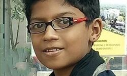 കഴുത്തില്‍ ഷാള്‍ കുരുങ്ങി വിദ്യാര്‍ഥി മരിച്ചു