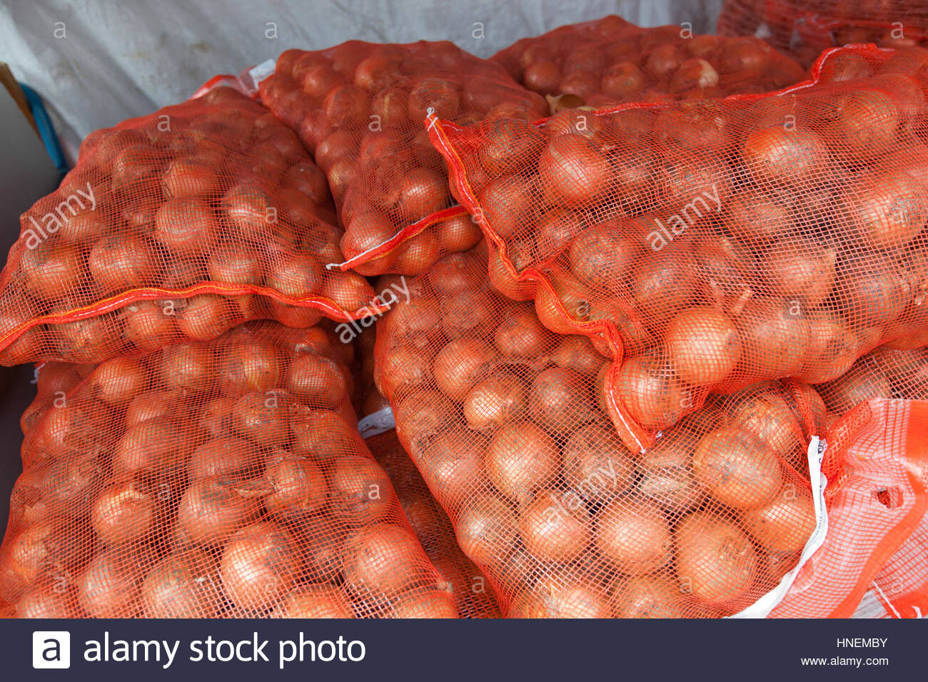 സവാള മോഷ്ടിച്ചവരെ അറസ്റ്റു ചെയ്തു സവാള മോഷ്ടിച്ചവരെ അറസ്റ്റു ചെയ്തു