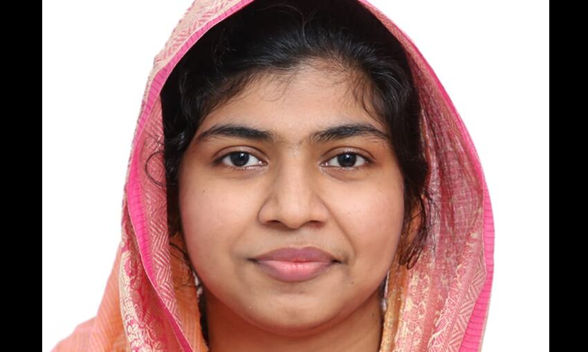 മലയാളി യുവതി വര്ഷയെ തേടി വീണ്ടും അംഗീകാരം മലയാളി യുവതി വര്ഷയെ തേടി വീണ്ടും അംഗീകാരം