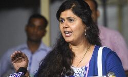 ഏക്‌നാഥ് ഖഡ്‌സേയ്ക്കു പിന്നാലെ മുൻമന്ത്രി പങ്കജ മുണ്ടെയും ബിജെപി വിടുന്നു?