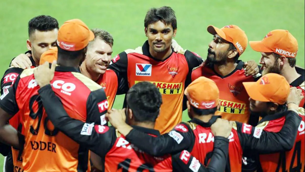 ഐ പി എല്‍ പ്ലേ ഓഫ് ടിക്കറ്റിന് വന്‍ പോര്; ബാംഗ്ലൂരിനെ വീഴ്ത്തി ഹൈദരാബാദ്