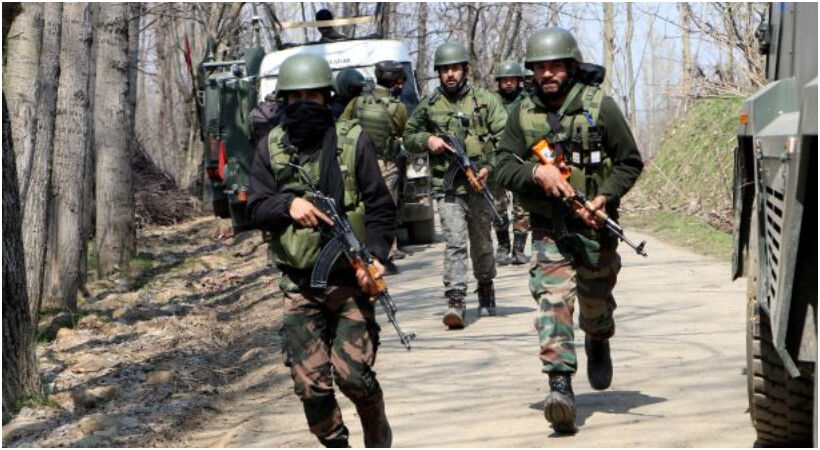 ശ്രീനഗറില് ഏറ്റുമുട്ടല്; ഹിസ്ബ് കമാൻഡർ കൊല്ലപ്പെട്ടു ശ്രീനഗറില് ഏറ്റുമുട്ടല്; ഹിസ്ബ് കമാൻഡർ കൊല്ലപ്പെട്ടു