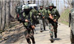 ശ്രീനഗറില്‍ ഏറ്റുമുട്ടല്‍; ഹിസ്ബ് കമാൻഡർ കൊല്ലപ്പെട്ടു