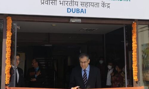 ദുബയ് കോണ്‍സുലേറ്റില്‍ സഹായത കേന്ദ്രം ആരംഭിച്ചു.