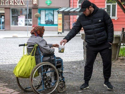 അഞ്ച് കെട്ടിടങ്ങളുടെ ഉടമസ്ഥയായ ഭിക്ഷക്കാരിയെ ഈജിപ്ഷ്യന്‍ പോലീസ് അറസ്റ്റ് ചെയ്തു