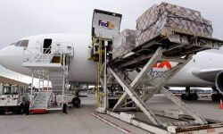 കാര്‍ഗോ വിമാനങ്ങള്‍ക്ക് വിലക്കില്ലെന്ന് കേന്ദ്ര സര്‍ക്കാര്‍