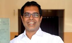 എപി അബ്ദുള്ളക്കുട്ടിയെ കയ്യേറ്റം ചെയ്യാന് ശ്രമിച്ചെന്നാരോപിച്ച് യുവാവിനെ പോലിസ് അറസ്റ്റ് ചെയ്തു എപി അബ്ദുള്ളക്കുട്ടിയെ കയ്യേറ്റം ചെയ്യാന് ശ്രമിച്ചെന്നാരോപിച്ച് യുവാവിനെ പോലിസ് അറസ്റ്റ് ചെയ്തു