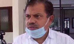 എം സി കമറുദ്ദീന് എംഎല്എക്കെതിരേ രണ്ട് കേസുകള് കൂടി എം സി കമറുദ്ദീന് എംഎല്എക്കെതിരേ രണ്ട് കേസുകള് കൂടി