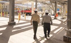 സൗദി തൊഴില്‍ മേഖലയില്‍ പുതിയ പരിഷ്‌കാരം; തൊഴിലുടമയ്ക്ക് റീ എന്‍ട്രി റദ്ദാക്കാനാവില്ല