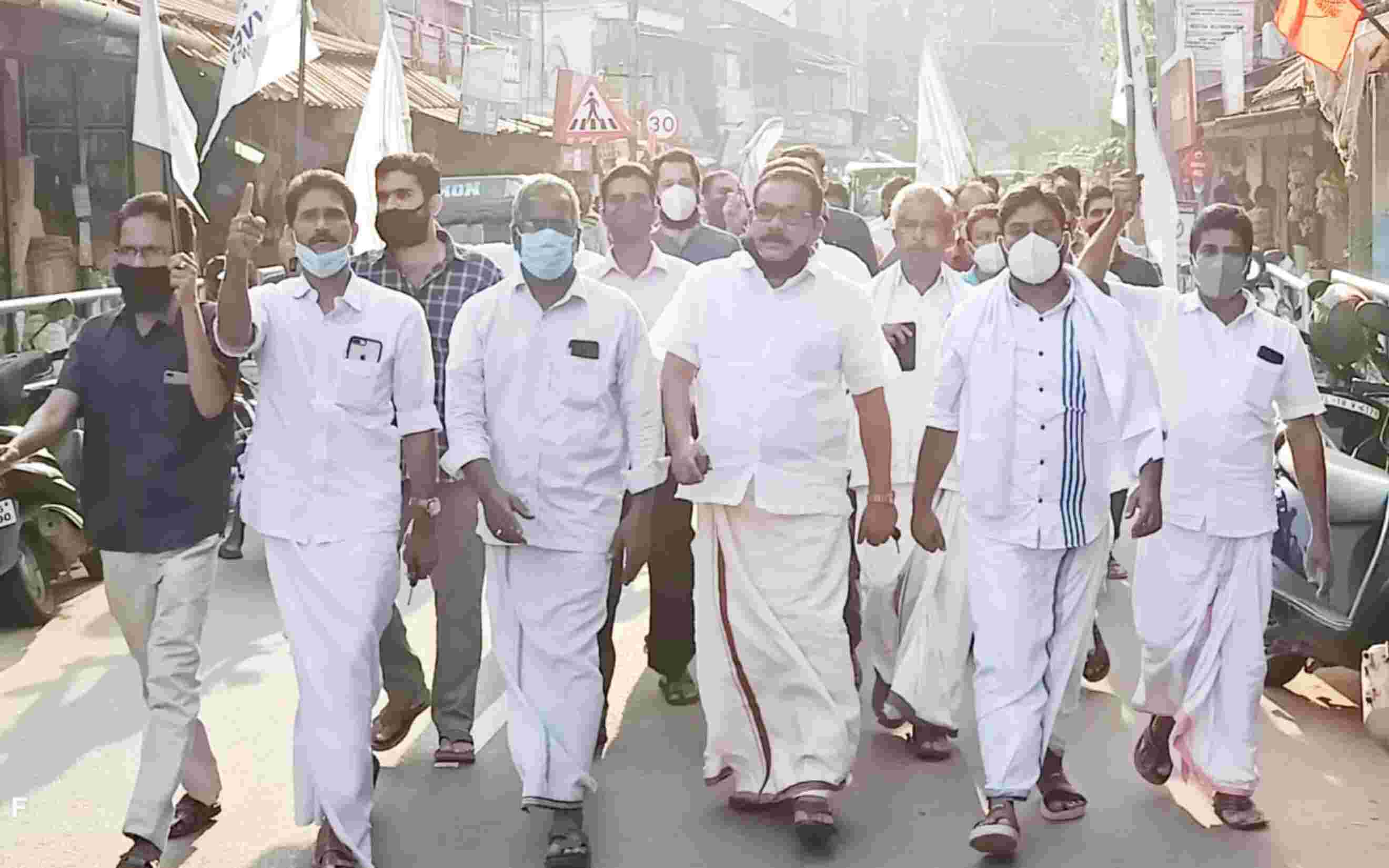 ദേശീയപാത വികസനം: റിലേ ഉപവാസസമരം സമാപിച്ചു ദേശീയപാത വികസനം: റിലേ ഉപവാസസമരം സമാപിച്ചു