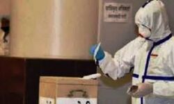 തദ്ദേശ തിരഞ്ഞെടുപ്പ്: കൊവിഡ് രോഗികള്ക്ക് വോട്ട് ചെയ്യാന് പ്രത്യേക സമയം തദ്ദേശ തിരഞ്ഞെടുപ്പ്: കൊവിഡ് രോഗികള്ക്ക് വോട്ട് ചെയ്യാന് പ്രത്യേക സമയം