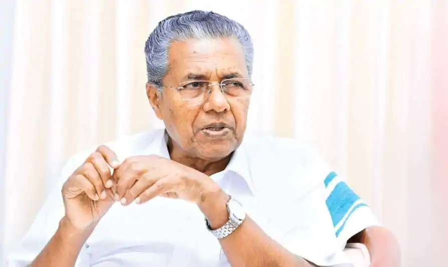 സംഘപരിവാർ ഹരജിക്ക് വക്കാലത്തുമായി കെപിസിസി പ്രതിനിധി, നല്ല ഐക്യമെന്ന് മുഖ്യമന്ത്രി