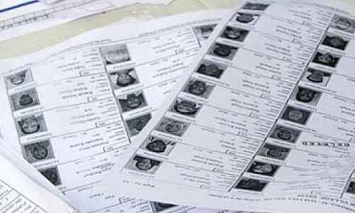 തദ്ദേശ തിരഞ്ഞെടുപ്പ്: വോട്ടര്പട്ടികയില് പേര് ചേര്ക്കാനുള്ള അവസരം ഉപയോഗപ്പെടുത്താം തദ്ദേശ തിരഞ്ഞെടുപ്പ്: വോട്ടര്പട്ടികയില് പേര് ചേര്ക്കാനുള്ള അവസരം ഉപയോഗപ്പെടുത്താം