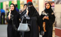 സഊദി അറേബ്യ : സ്ത്രീകള്ക്കെതിരായ അതിക്രമങ്ങള്ക്ക് ശിക്ഷ ഉയര്ത്തി സഊദി അറേബ്യ : സ്ത്രീകള്ക്കെതിരായ അതിക്രമങ്ങള്ക്ക് ശിക്ഷ ഉയര്ത്തി