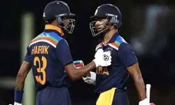 സിഡ്‌നിയില്‍ ഇന്ത്യ പതറുന്നു; അഞ്ച് വിക്കറ്റ് നഷ്ടം