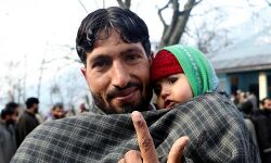 ജമ്മു കശ്മീരിലെ ഡിഡിസി തിരഞ്ഞെടുപ്പ്; ആദ്യഘട്ടം 52 ശതമാനം പോളിങ്