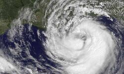 ചുഴലിക്കാറ്റ് ജാഗ്രതാ നിര്‍ദേശം: സര്‍ക്കാര്‍ ആവശ്യമായ തയ്യാറെടുപ്പ് നടത്തിയതായി മുഖ്യമന്ത്രി