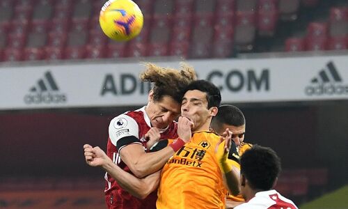 ലൂയിസുമായി കൂട്ടിയിടിച്ചു; വോള്വ്സ് താരം ജിമ്മന്സ് അബോധാവസ്ഥയില് ലൂയിസുമായി കൂട്ടിയിടിച്ചു; വോള്വ്സ് താരം ജിമ്മന്സ് അബോധാവസ്ഥയില്