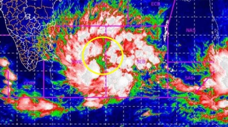 കേരളത്തിൽ അതിശക്തമായ മഴയ്ക്ക് സാധ്യത; വിവിധ ജില്ലകളിൽ റെഡ്, ഓറഞ്ച്, യെല്ലോ അലർട്ടുകൾ