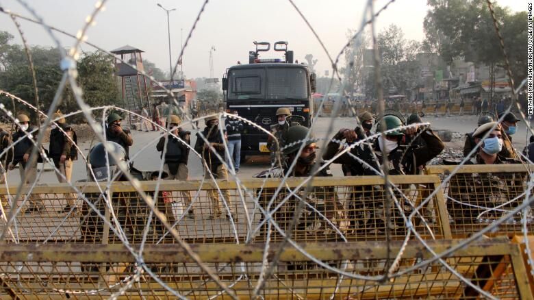 കര്ഷകരെ പിന്തുണച്ച് തെരുവിലിറങ്ങാന് പ്രവര്ത്തകരോട് ആഹ്വാനം ചെയ്ത് ആര്ജെഡി കര്ഷകരെ പിന്തുണച്ച് തെരുവിലിറങ്ങാന് പ്രവര്ത്തകരോട് ആഹ്വാനം ചെയ്ത് ആര്ജെഡി