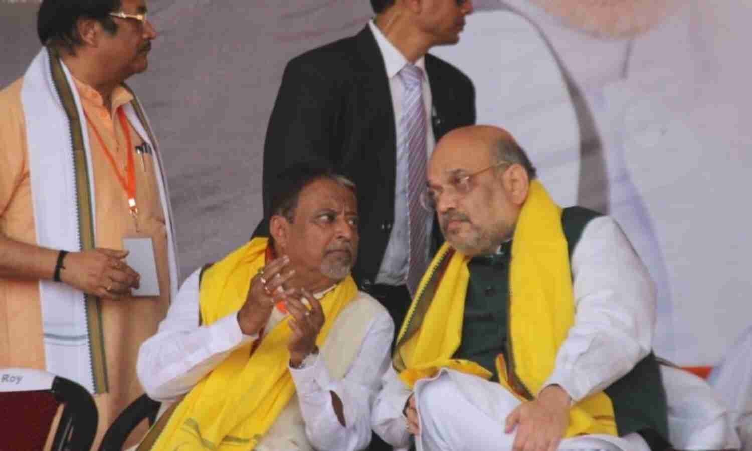 തൃണമൂൽ എംഎല്എയെ വെടിവെച്ച് കൊന്ന കേസ്; കുറ്റപത്രത്തില് ബിജെപി ദേശീയ വൈസ് പ്രസിഡന്റും തൃണമൂൽ എംഎല്എയെ വെടിവെച്ച് കൊന്ന കേസ്; കുറ്റപത്രത്തില് ബിജെപി ദേശീയ വൈസ് പ്രസിഡന്റും