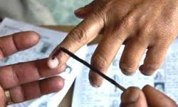 സംസ്ഥാനത്ത് അഞ്ചിടങ്ങളില് തിരഞ്ഞെടുപ്പ് മാറ്റിവച്ചു സംസ്ഥാനത്ത് അഞ്ചിടങ്ങളില് തിരഞ്ഞെടുപ്പ് മാറ്റിവച്ചു