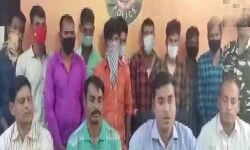 വിശാഖപ്പട്ടണത്ത് 12 മാവോവാദികള്‍ കീഴടങ്ങി