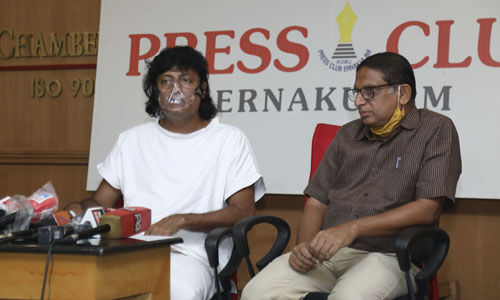 ഡീഗോ മറഡോണയ്ക്ക് ലോകോത്തര മ്യൂസിയം നിര്മ്മിക്കുമെന്ന് ബോബി ചെമ്മണ്ണൂര് ഡീഗോ മറഡോണയ്ക്ക് ലോകോത്തര മ്യൂസിയം നിര്മ്മിക്കുമെന്ന് ബോബി ചെമ്മണ്ണൂര്
