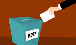 പോളിങ് ഡ്യൂട്ടി ഉദ്യോഗസ്ഥർ തപാൽ വോട്ട് ബന്ധപ്പെട്ട റിട്ടേണിങ് ഓഫിസർക്ക് സമർപ്പിക്കണം