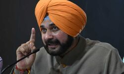 പ്രയോജനശൂന്യമായ നിയമങ്ങള് സ്വേച്ഛാധിപത്യത്തിന്റെ ഏറ്റവും നീചമായ ശൈലി: നവജ്യോത് സിങ് സിദ്ദു പ്രയോജനശൂന്യമായ നിയമങ്ങള് സ്വേച്ഛാധിപത്യത്തിന്റെ ഏറ്റവും നീചമായ ശൈലി: നവജ്യോത് സിങ് സിദ്ദു