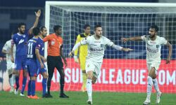 ഐഎസ്എല്‍: അടിമുടി നാടകീയം ബംഗളൂരുവിന്റെ വിജയം