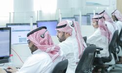 വിദേശ തൊഴിലന്വേഷകര്‍ക്ക് വീണ്ടും തിരിച്ചടി: അകൗണ്ടിങ്, ഐടി, ടെലികോം എഞ്ചിനീയറിങ് ജോലികള്‍ സൗദി സ്വദേശിവല്‍കരിക്കുന്നു