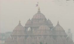 ഡല്‍ഹിയില്‍ വായു മലിനീകരണം രൂക്ഷമായി തുടരുന്നു; മലിനീകരണ ഇന്‍ഡക്‌സ് മോശം വിഭാഗത്തില്‍