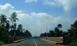 റീ ടാറിങ്: വരാപ്പുഴ പാലം ഞായറാഴ്ച രാത്രി അടയ്ക്കും