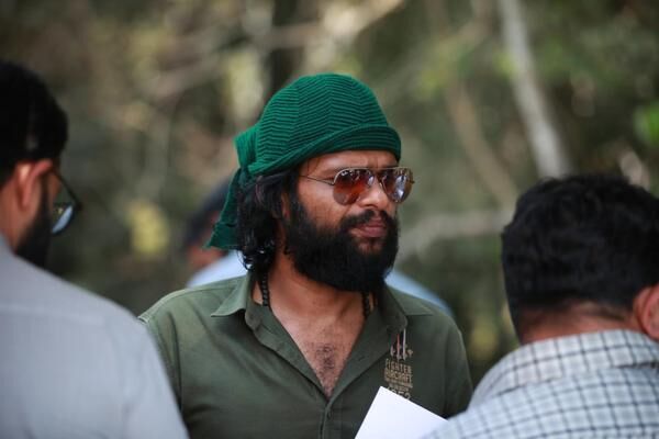 ഹൃദയാഘാതം: സൂഫിയും സുജാതയും എന്ന ചിത്രത്തിന്റെ സംവിധായകന് ഗുരുതരാവസ്ഥയില് ഹൃദയാഘാതം: സൂഫിയും സുജാതയും എന്ന ചിത്രത്തിന്റെ സംവിധായകന് ഗുരുതരാവസ്ഥയില്
