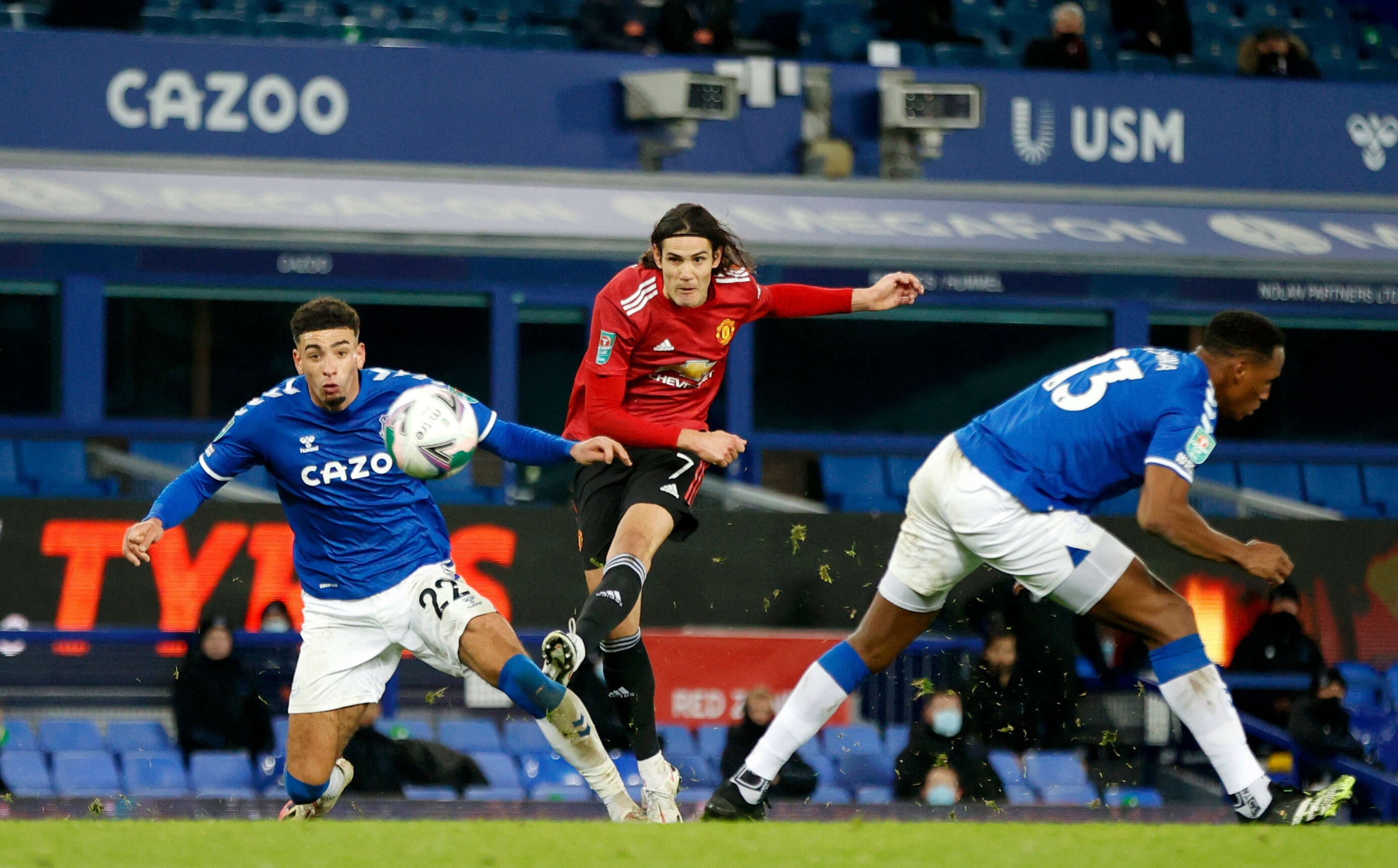 ലീഗ് കപ്പില് എവര്ട്ടണെ വീഴ്ത്തി മാഞ്ചസ്റ്റര് സെമിഫൈനലില് ലീഗ് കപ്പില് എവര്ട്ടണെ വീഴ്ത്തി മാഞ്ചസ്റ്റര് സെമിഫൈനലില്